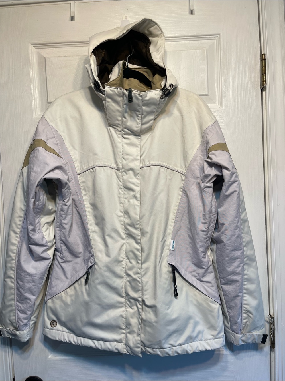 Columbia Women’s White & Light Gray Insulated Ski Jacket with Hood